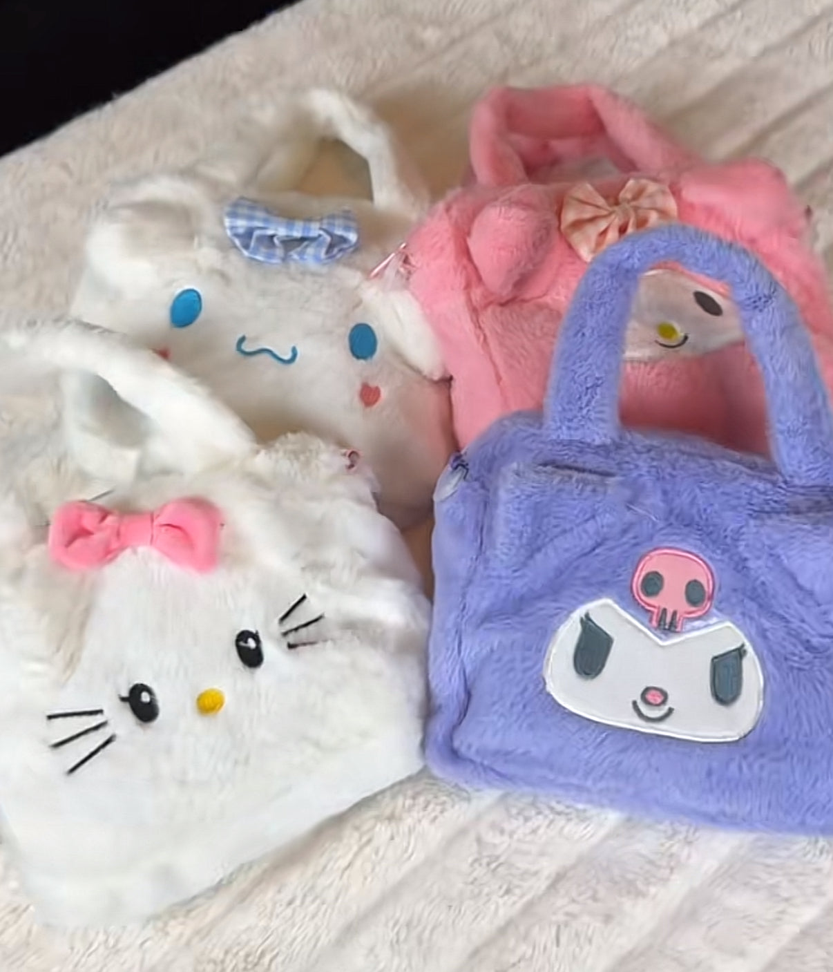 Hello Kitty, Kuromi, Melody, Cinnamoroll Handbags