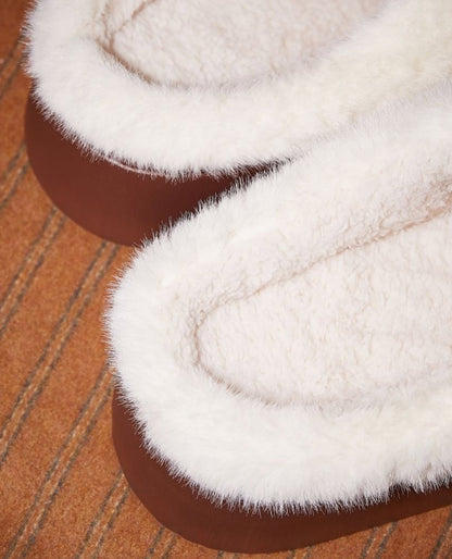 Hello Kitty Logo Fluffy Slippers