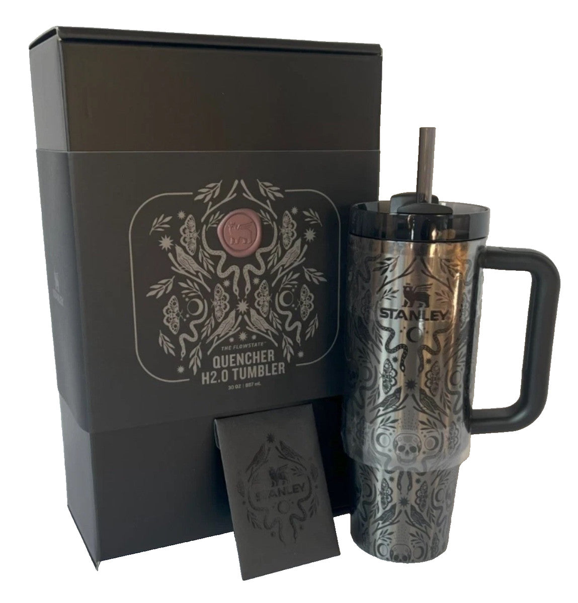 EXCLUSIVE Deadly Damask  H2.0 FlowState™ Tumbler | 40 OZ