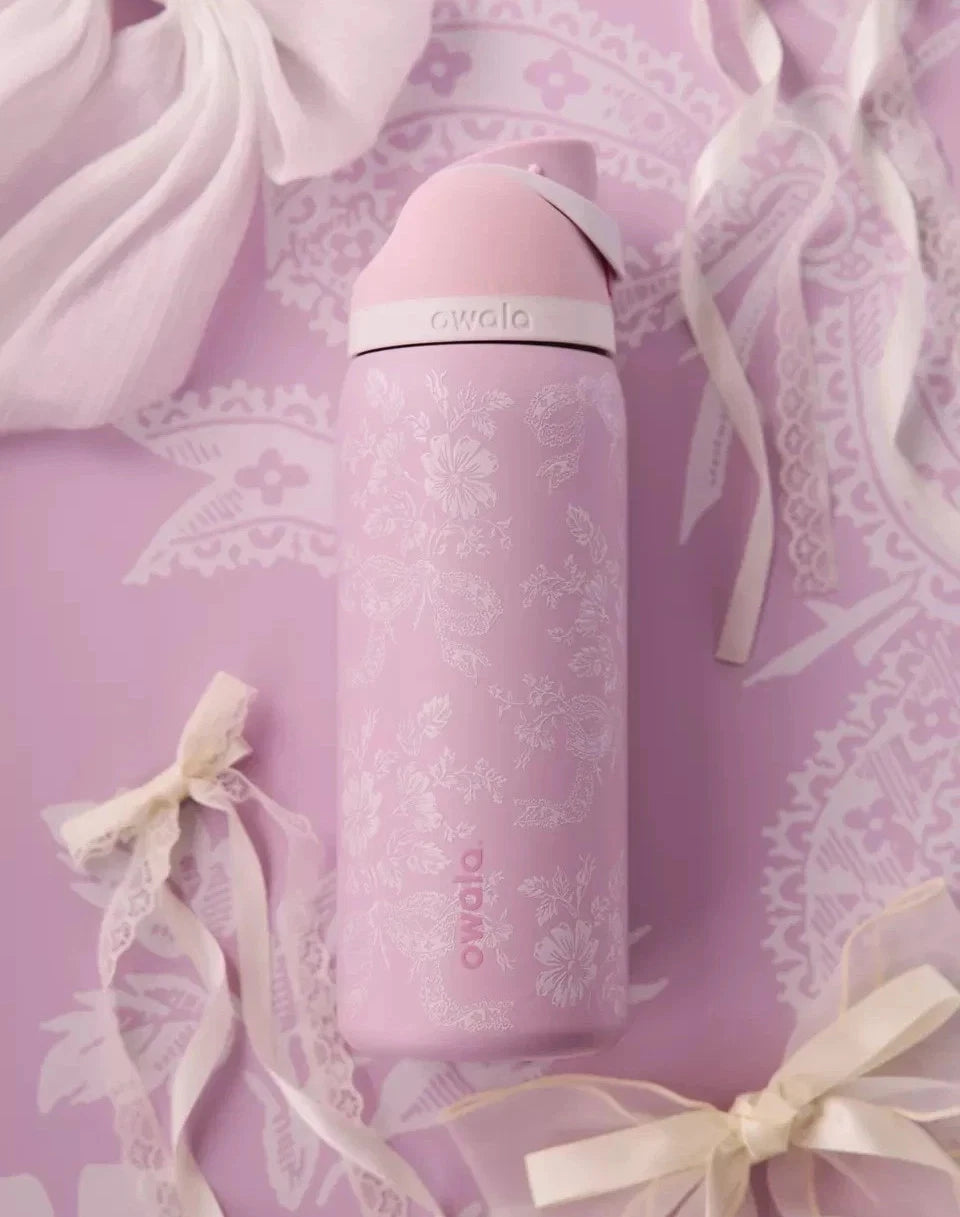 Urban Outfitters x Owala EXCLUSIVE Pink Flower 32oz Ribbon Water Bottle